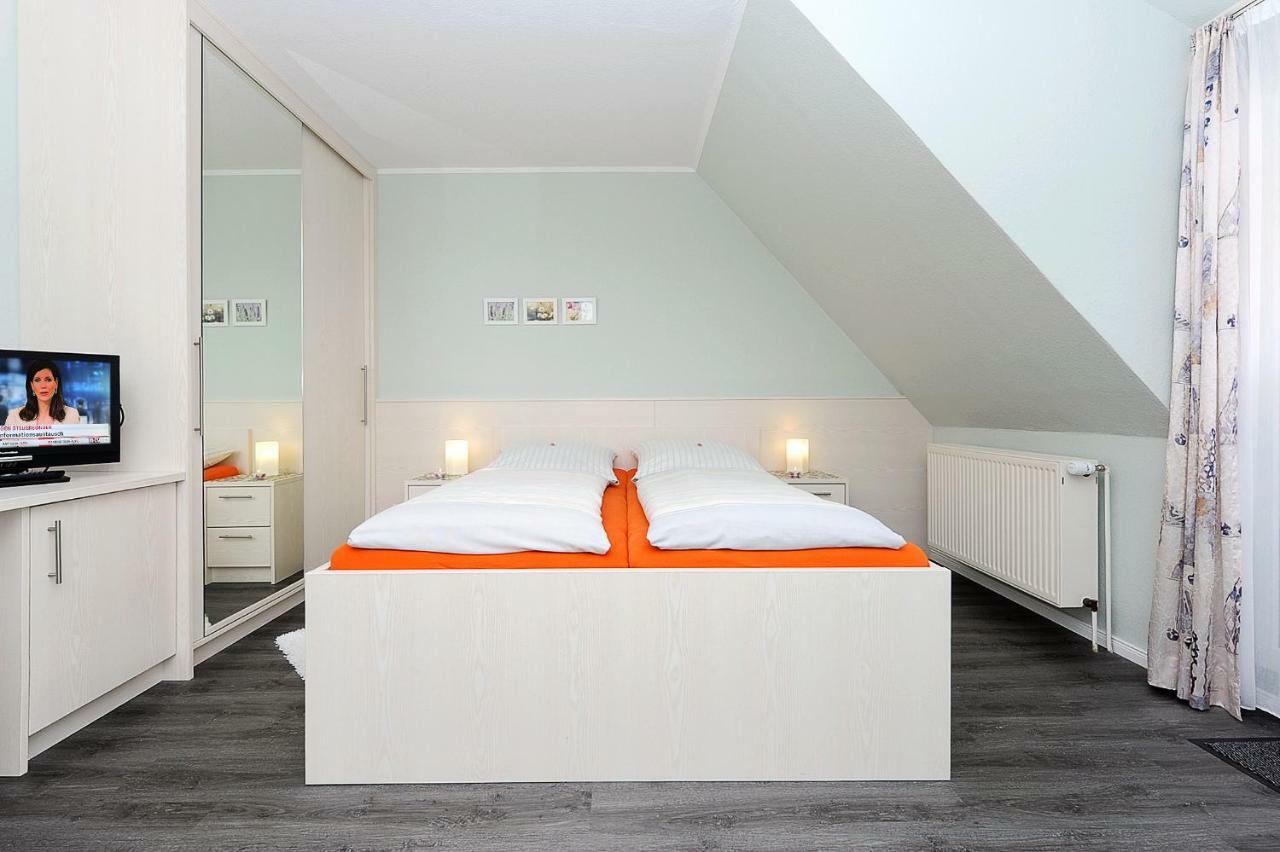 Hotel Garni Haus Am Meer Neuharlingersiel Eksteriør bilde