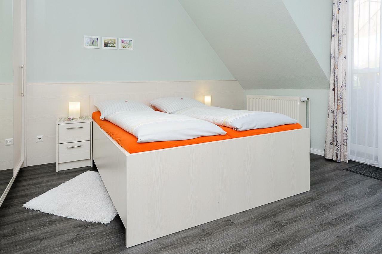 Hotel Garni Haus Am Meer Neuharlingersiel Eksteriør bilde